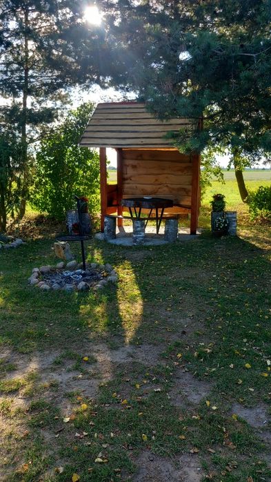 Domek pod Lipką, domek pod lasem, caloroczny,noclegi, balia ogrodowa,P