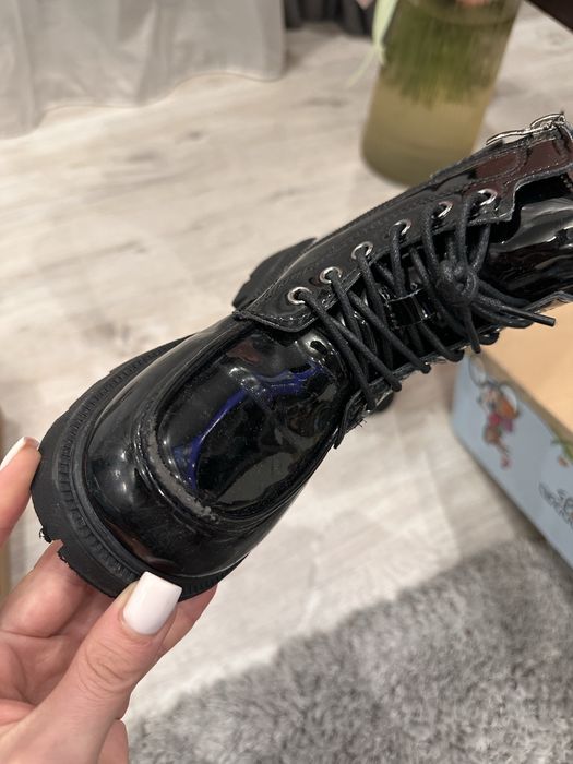 Лакові чобітки для дівчинки