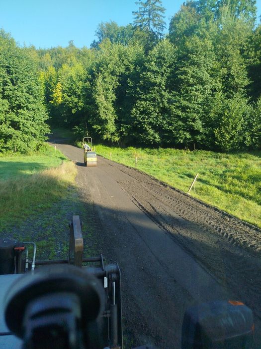 Koparko -ładowarka, prace, roboty ziemne, wynajem,