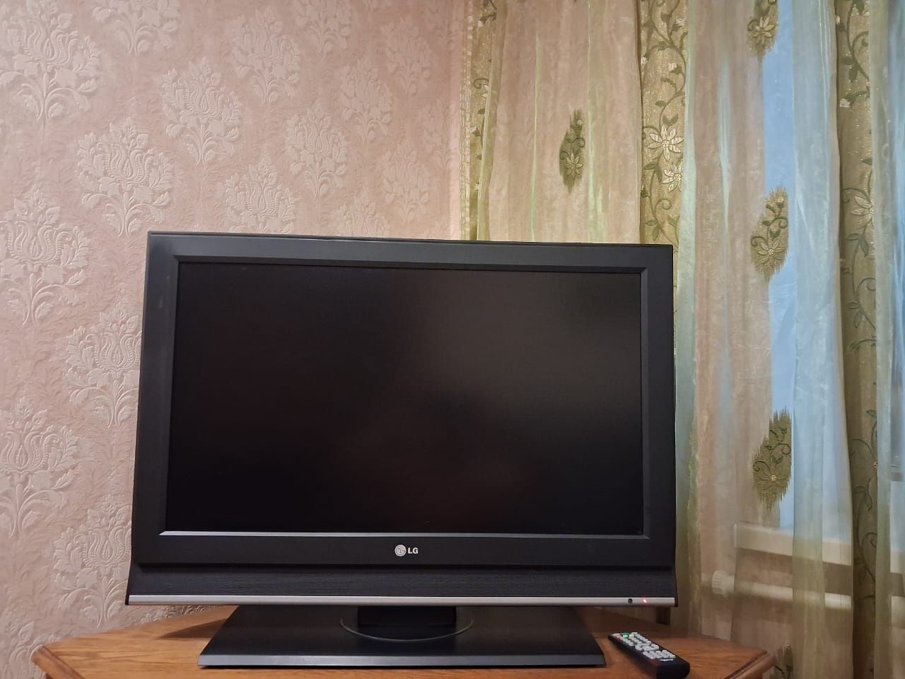 Продам телевізор Lg 32