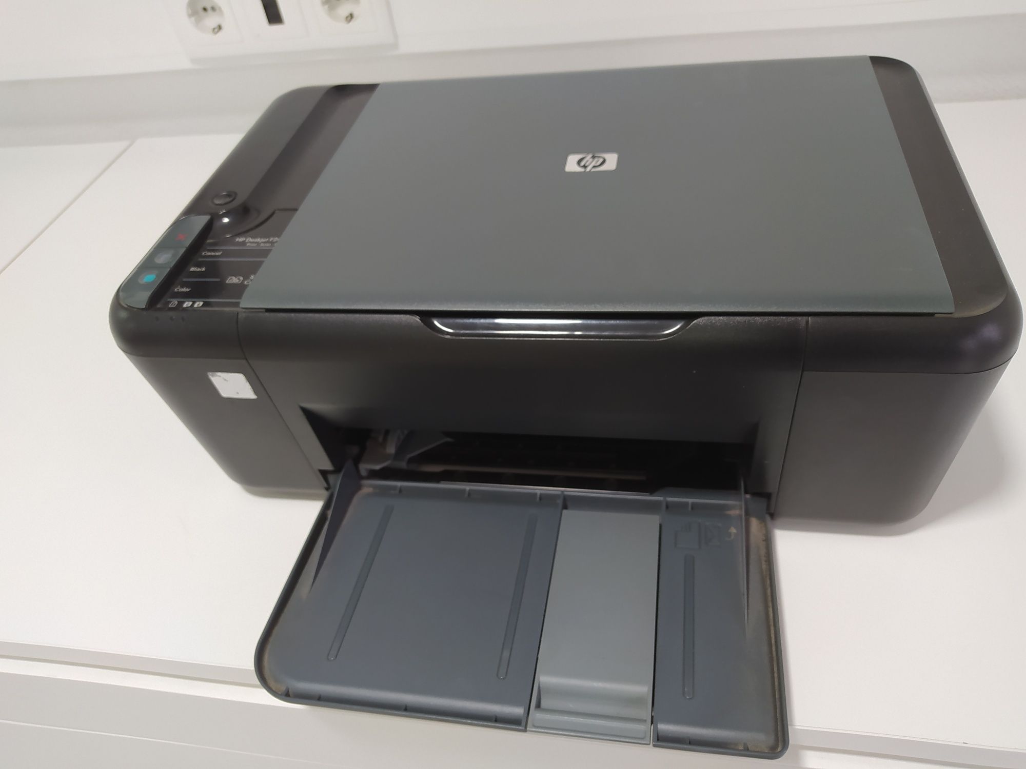 Impressora multifunções HP F2420 usada em bom estado