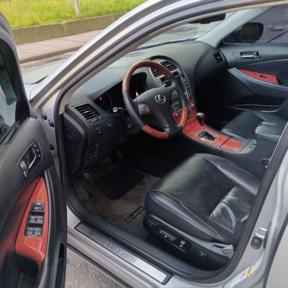 Lexus ES 350 идеал! Низ рынка!