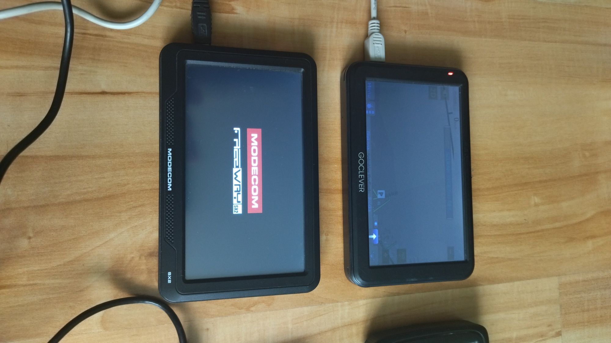 Nawigacje Navio 520, Modecom i Mio