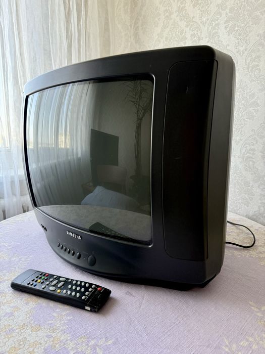 Телевизор SAMSUNG