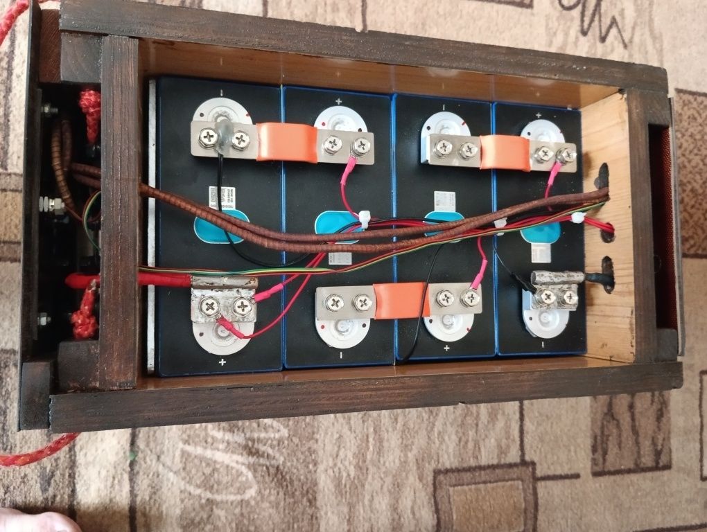 Продам аккумуляторную батарею 12.8 в. Eve MB31 - LiFePo4 - 3.2V grade.