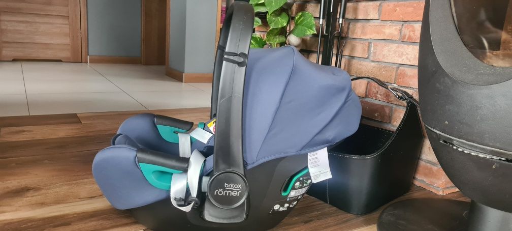 Fotelik samochodowy - BRITAX BABY SAFE 3 i-Size - na gwarancjj