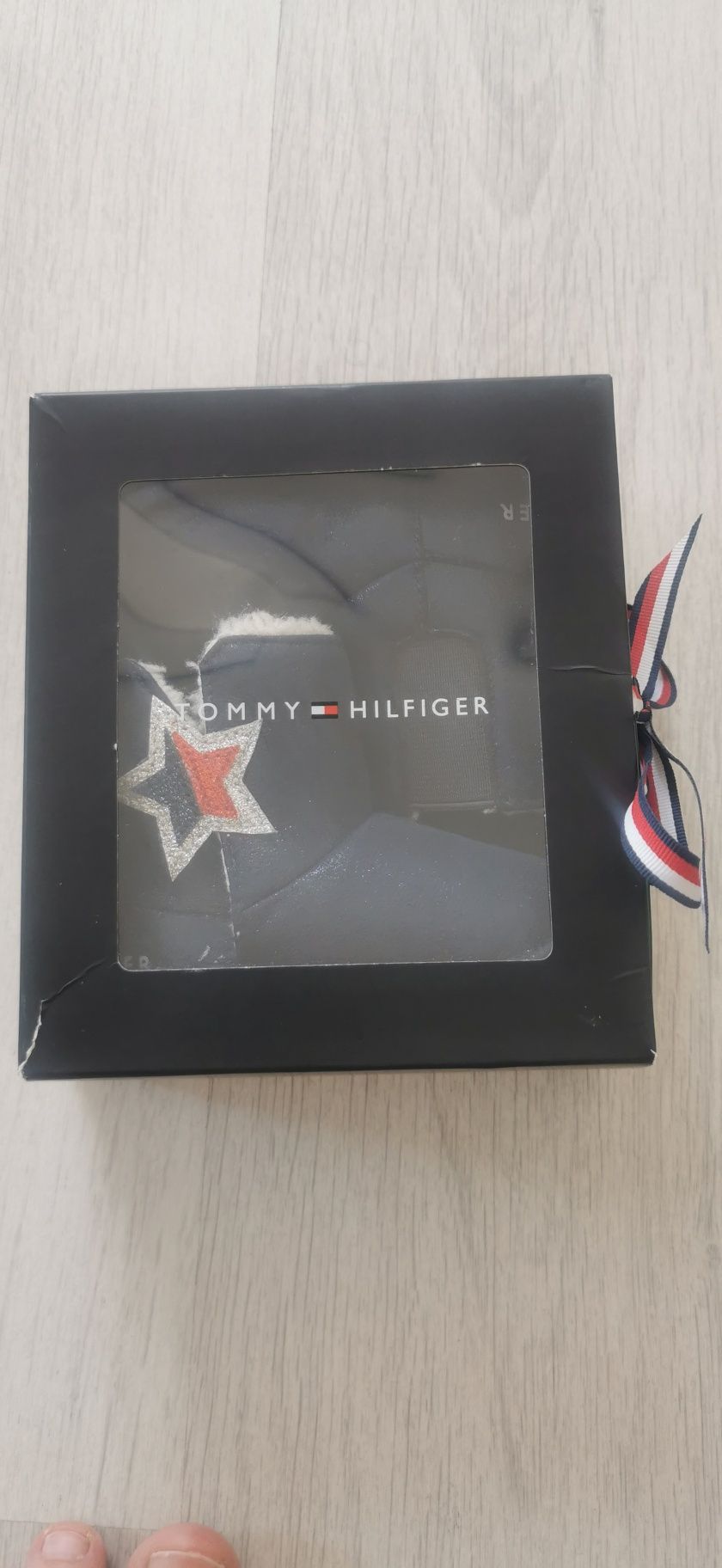 Butki dziecięce Tommy Hilfiger roz.19