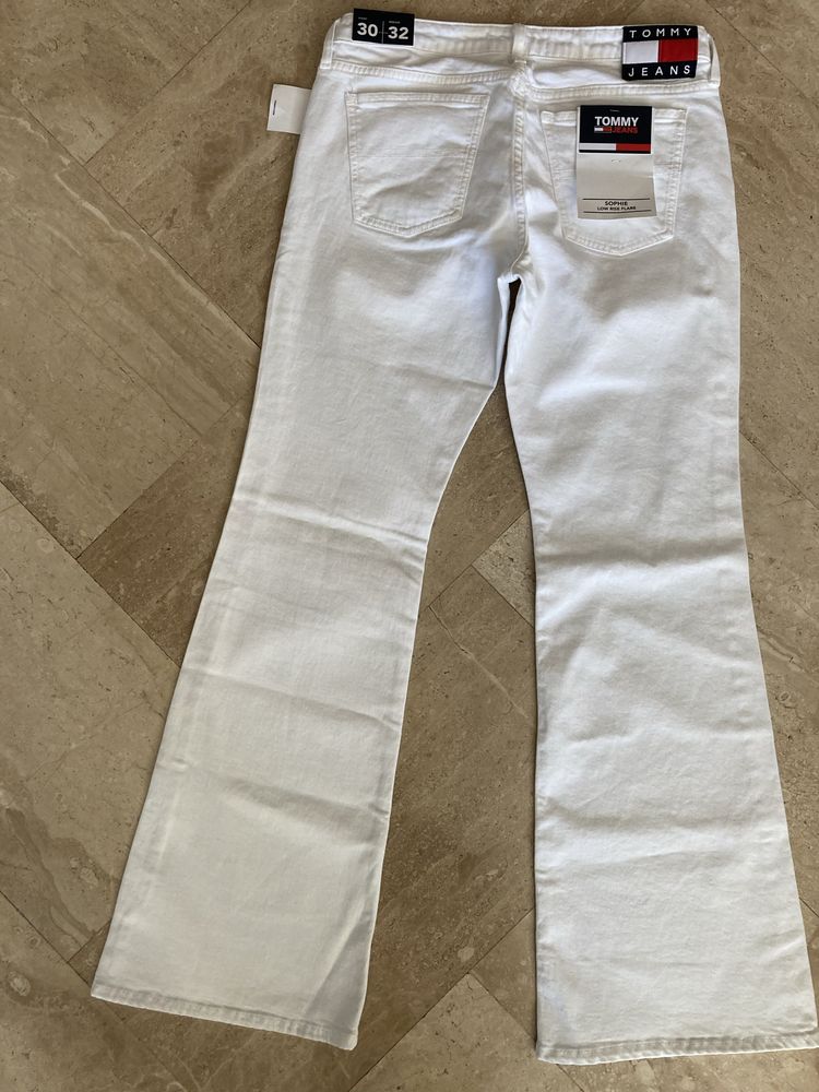Spodnie  jeansy damskie meskie unisex  Tommy Hilfiger  W30 L 32 nowe