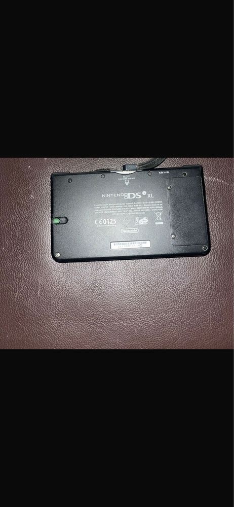 Nintendo dsi  xl