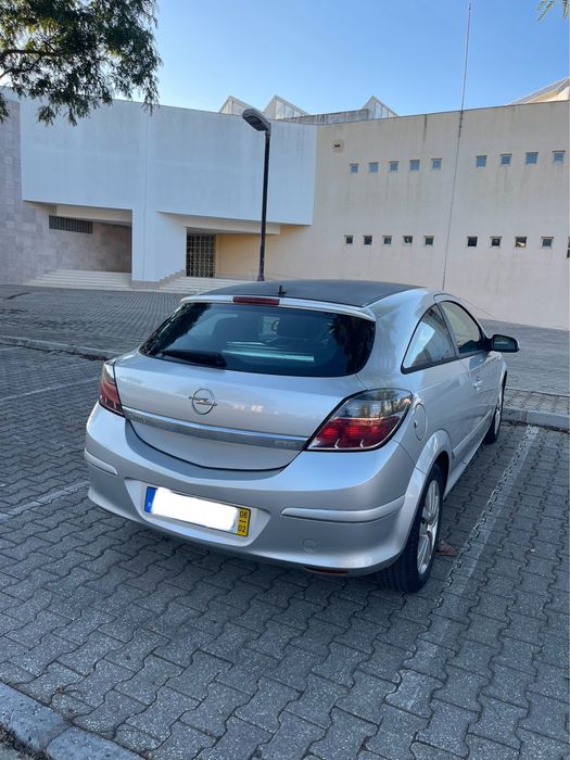 Opel Astra GTC 1.4