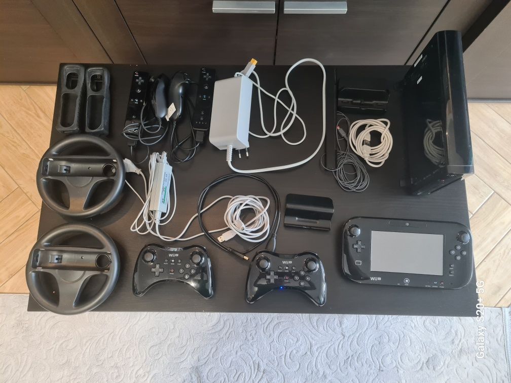 Konsola Nitendo Wii U zestaw+25 gier