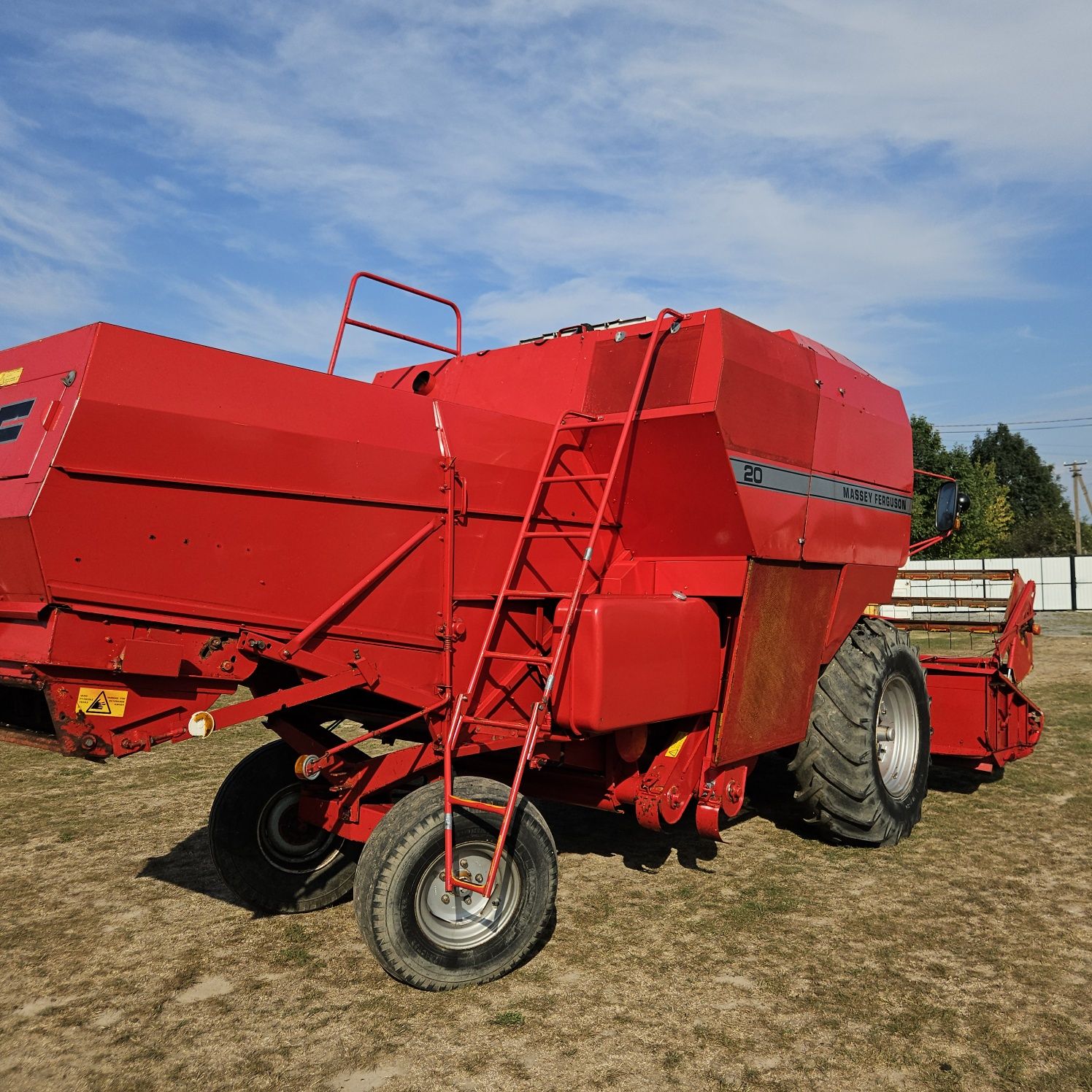 Комбайн Massey ferguson 20 з Фінляндії
