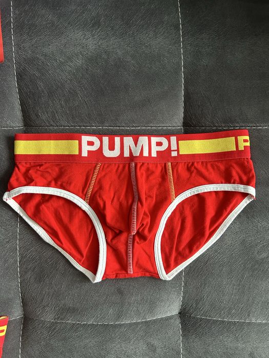 Slipy PUMP - rozmiar M NOWE