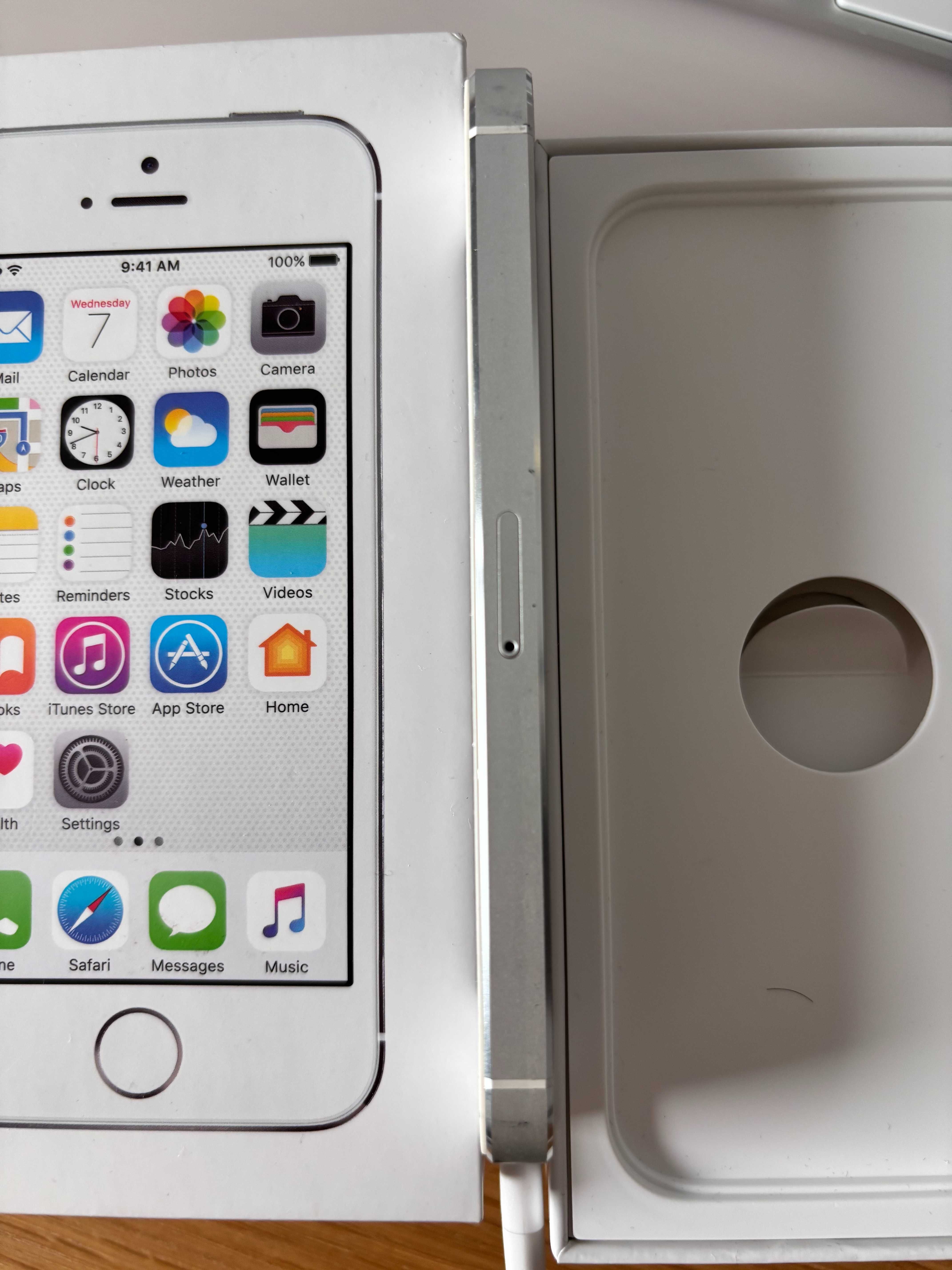 iPhone 5S, Silver, 16GB, ME433IP/A