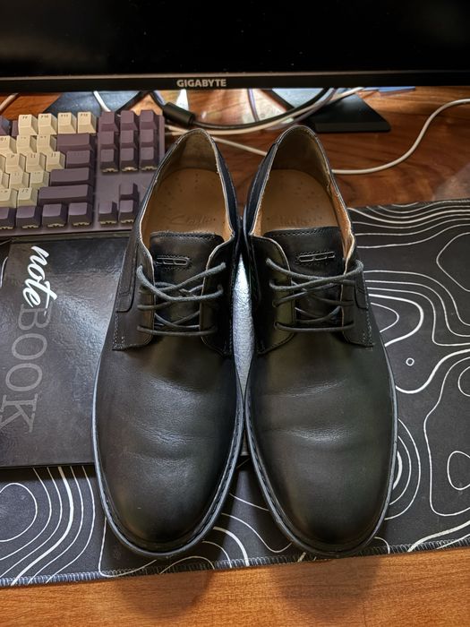 Klasyczne półbuty Clarks
