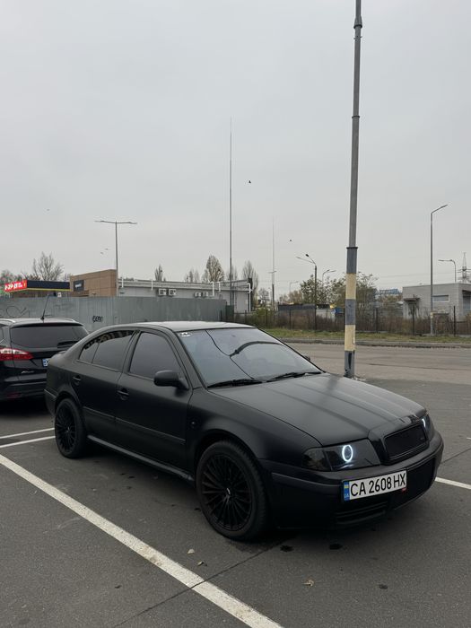 Шкода октавія тур 1,9 tdi