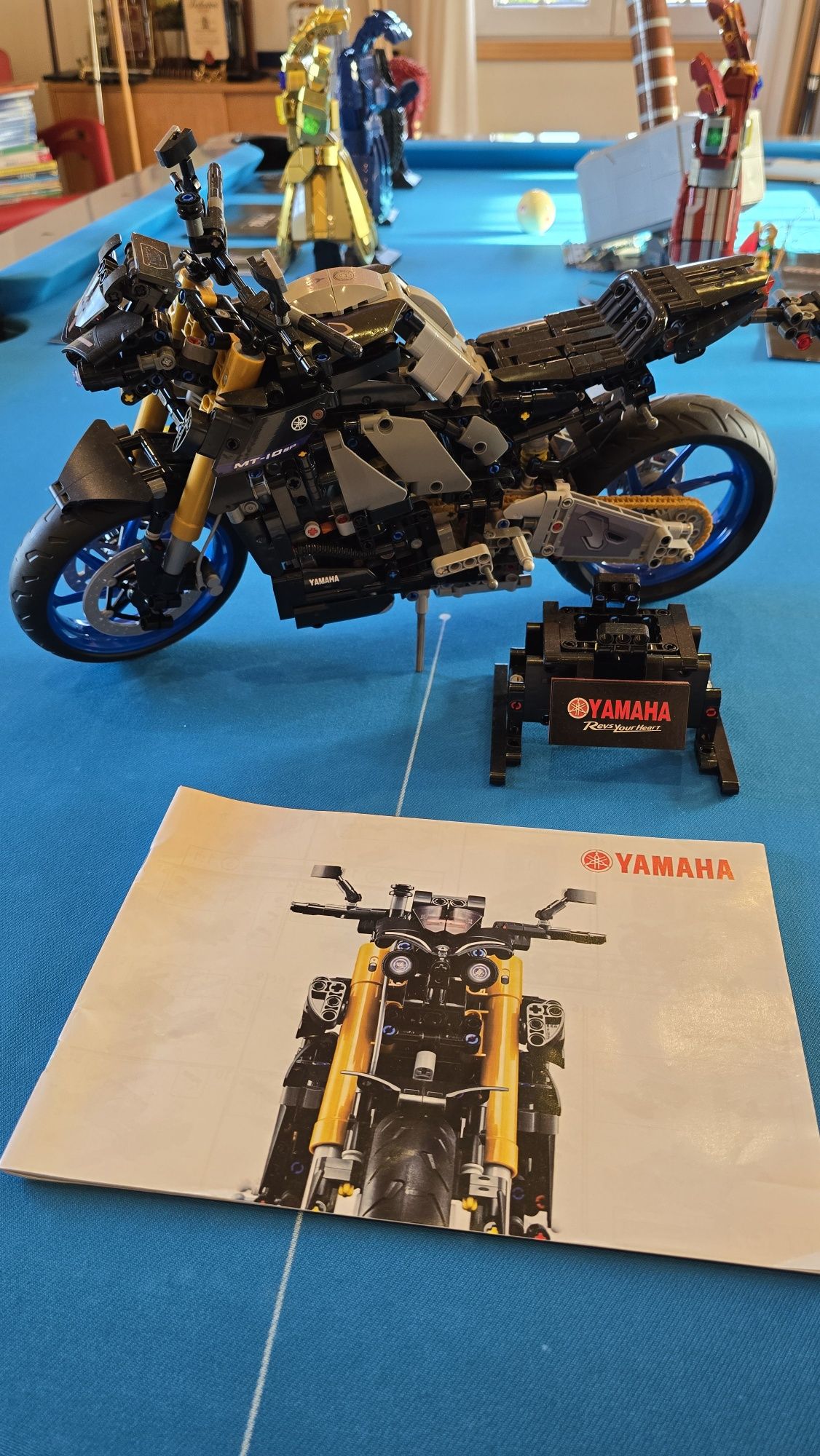 Lego Yamaha MT-10