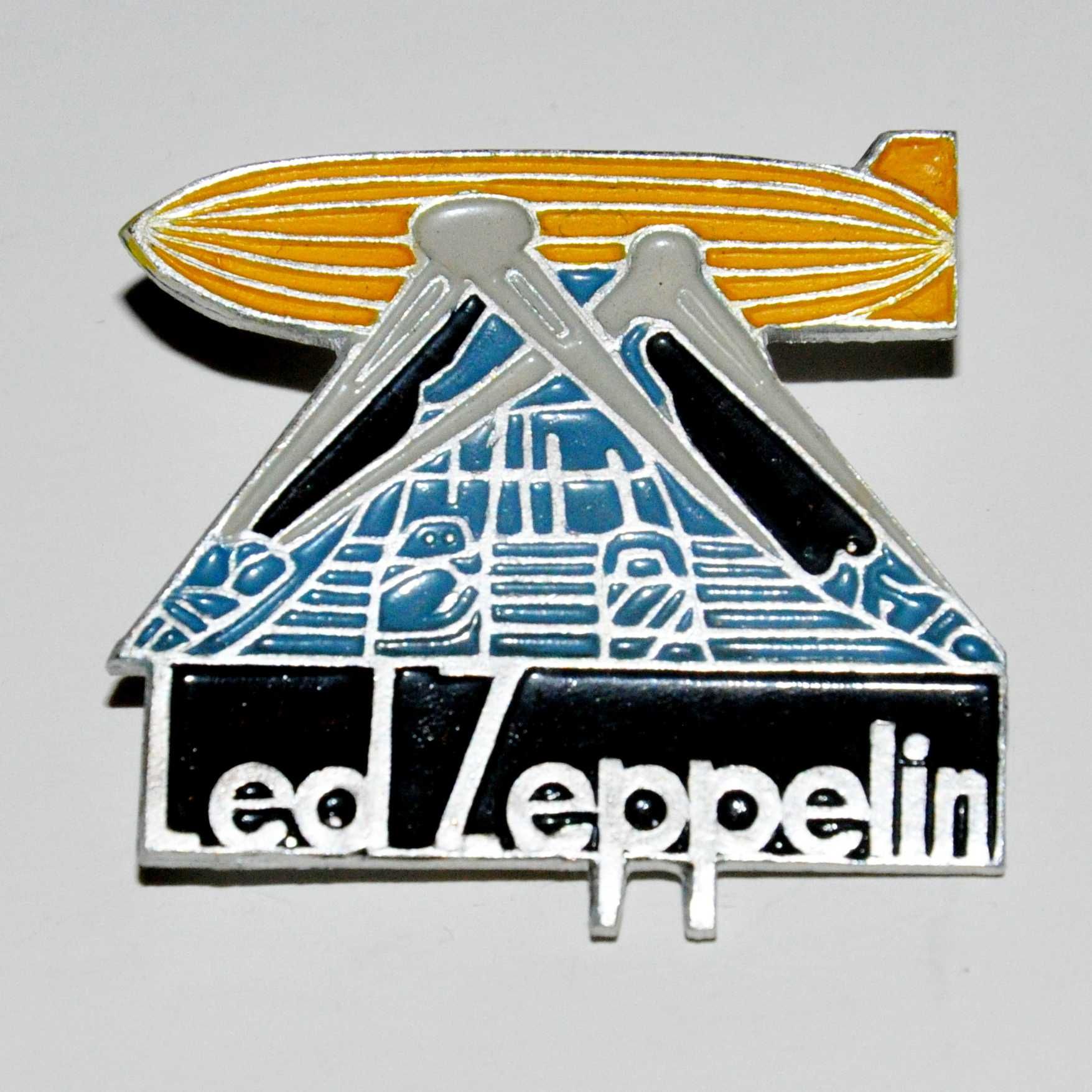 значки Led Zeppelin