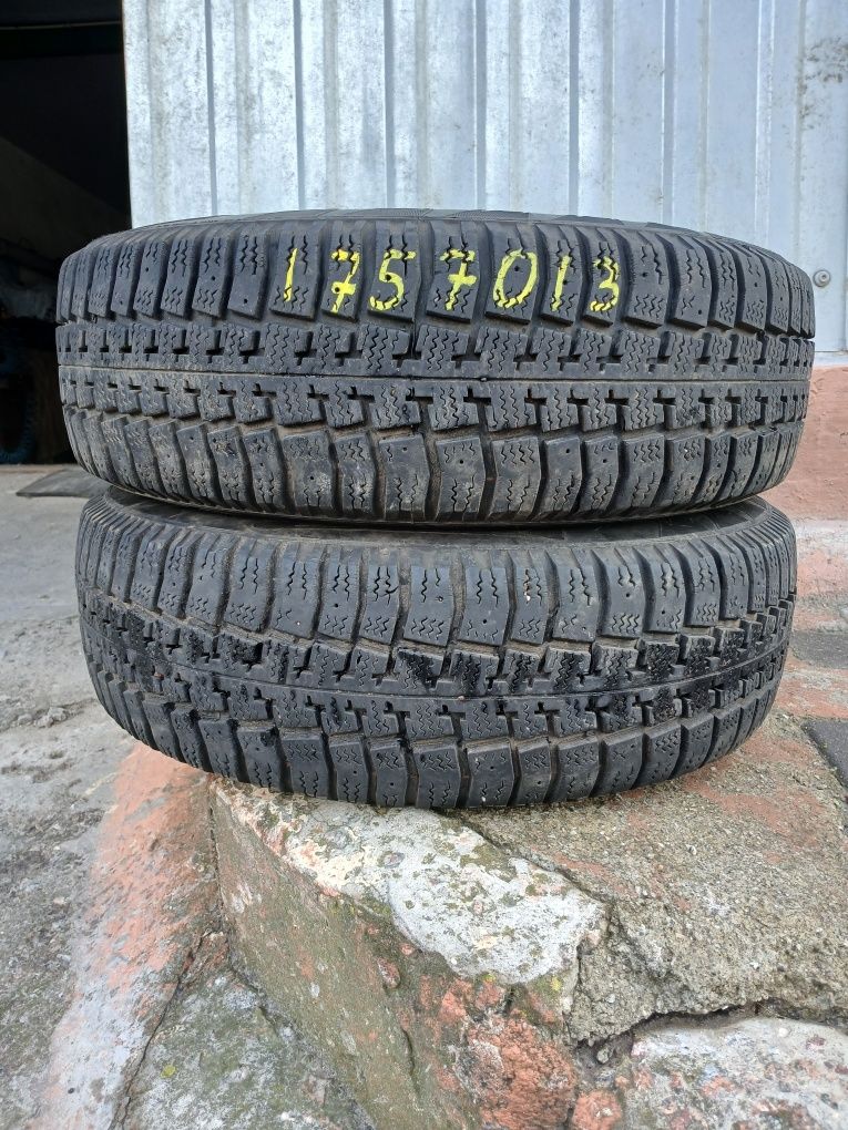 Резина пара 175 70 13 Pirelli в состоянии новых цена за штуку