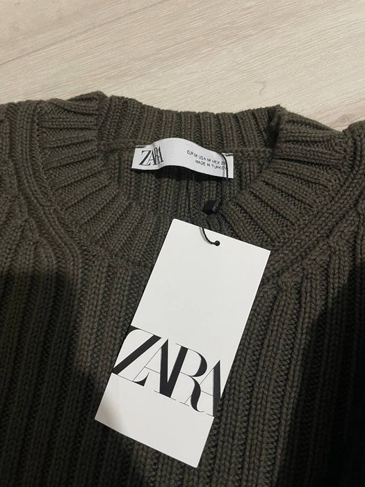 Светр Зара укорочений з потертостями/ Свитер Зара