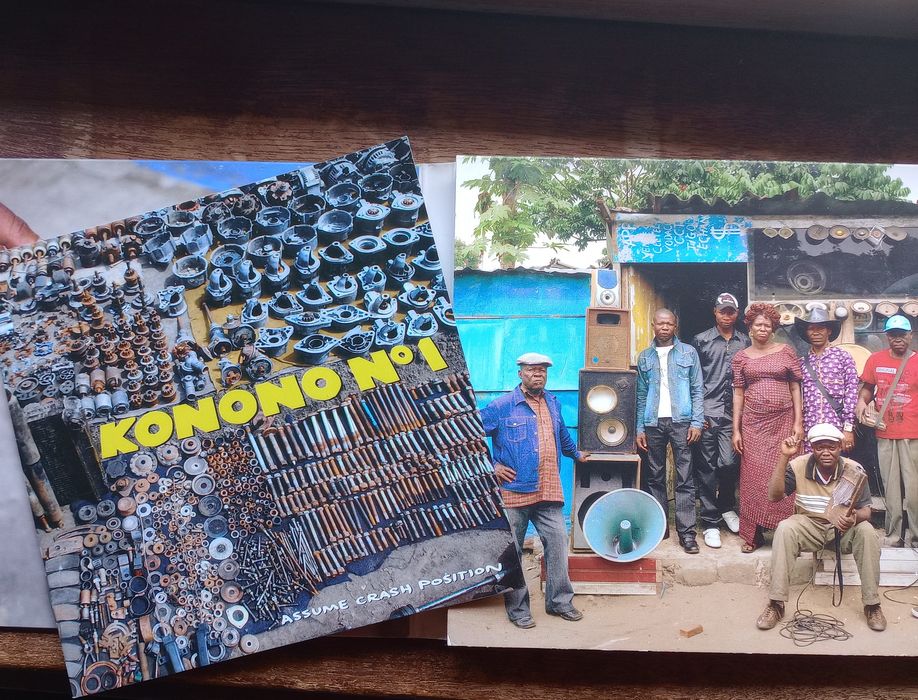 Konono Nº 1 - Assume Crash Position