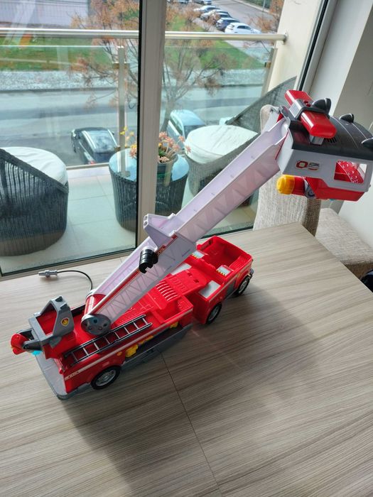 Camião de Bombeiros Patrulha Pata (Ultimate Fire Truck)