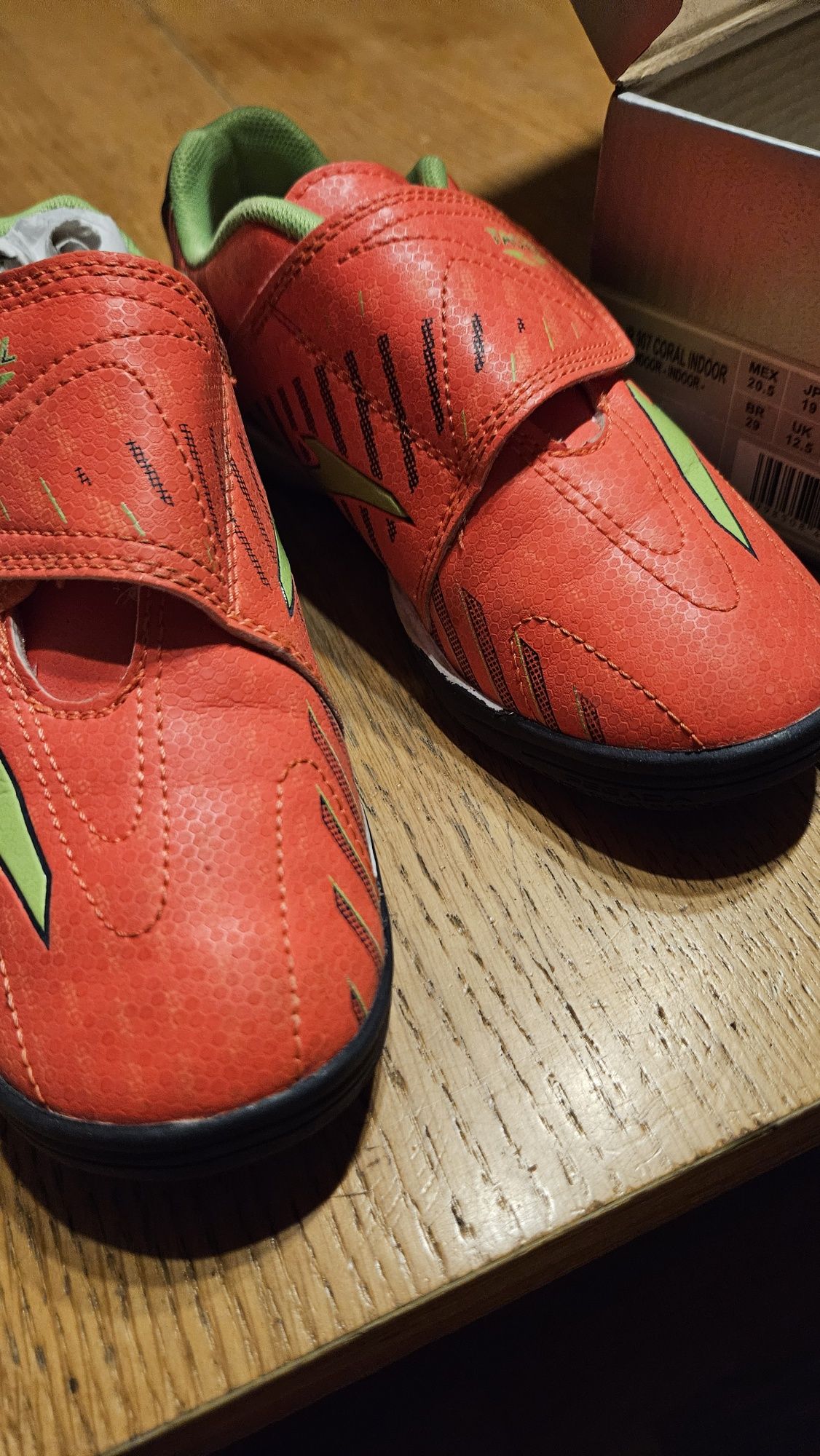 Buty do piłki  Joma r.31