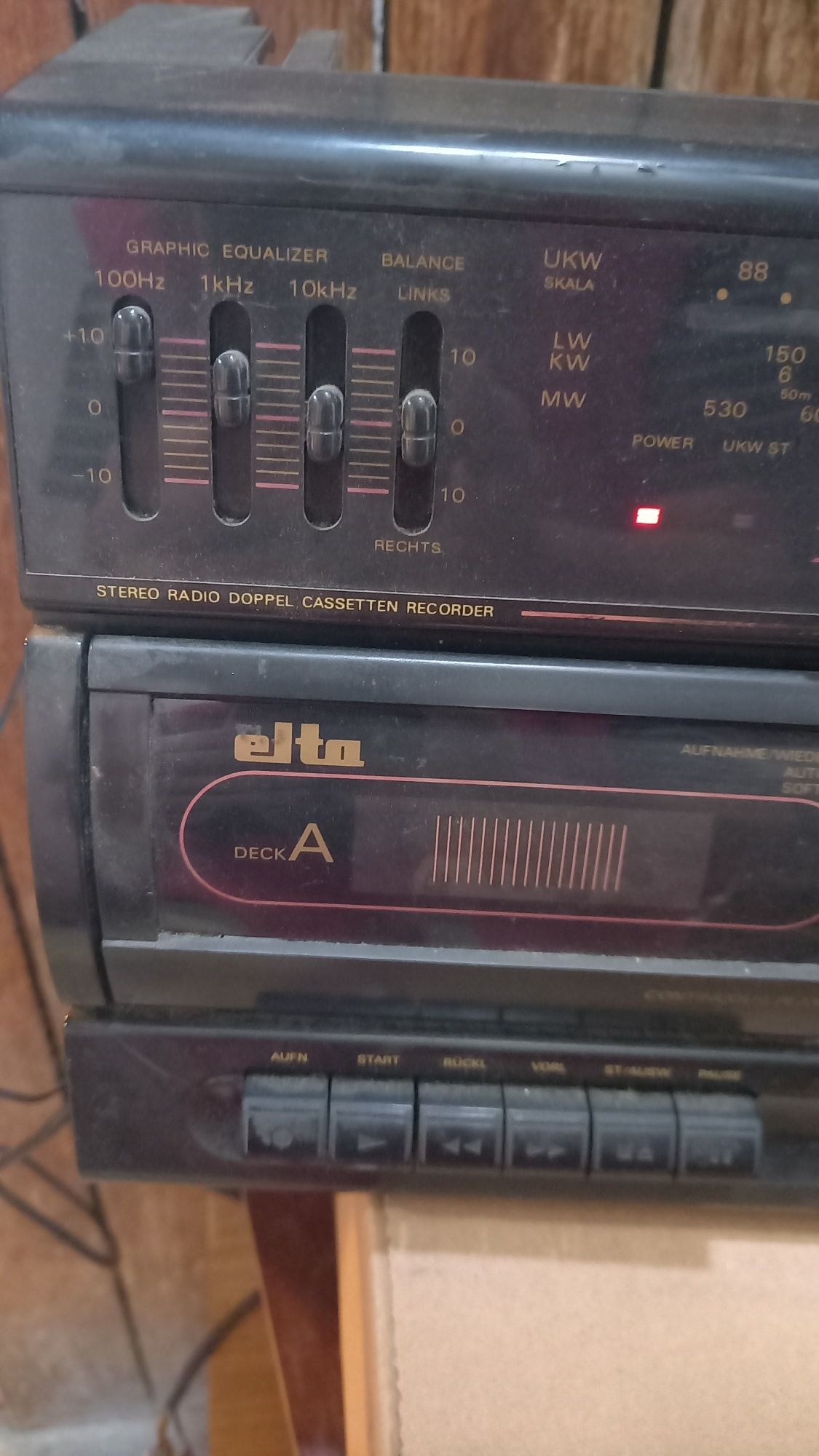 Radio stereo elta