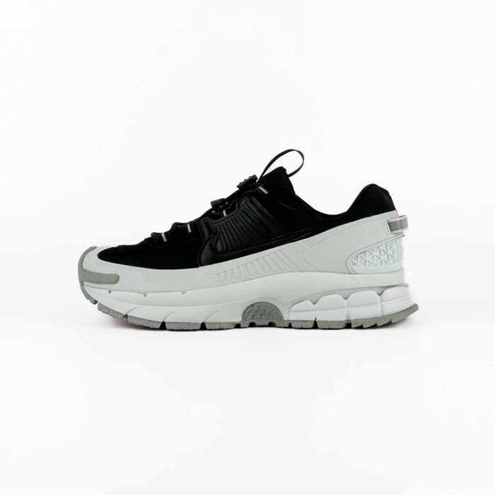 ОРИГІНАЛ Кросівки Nike Zoom Vomero Roam FV2295-001 повний комплект