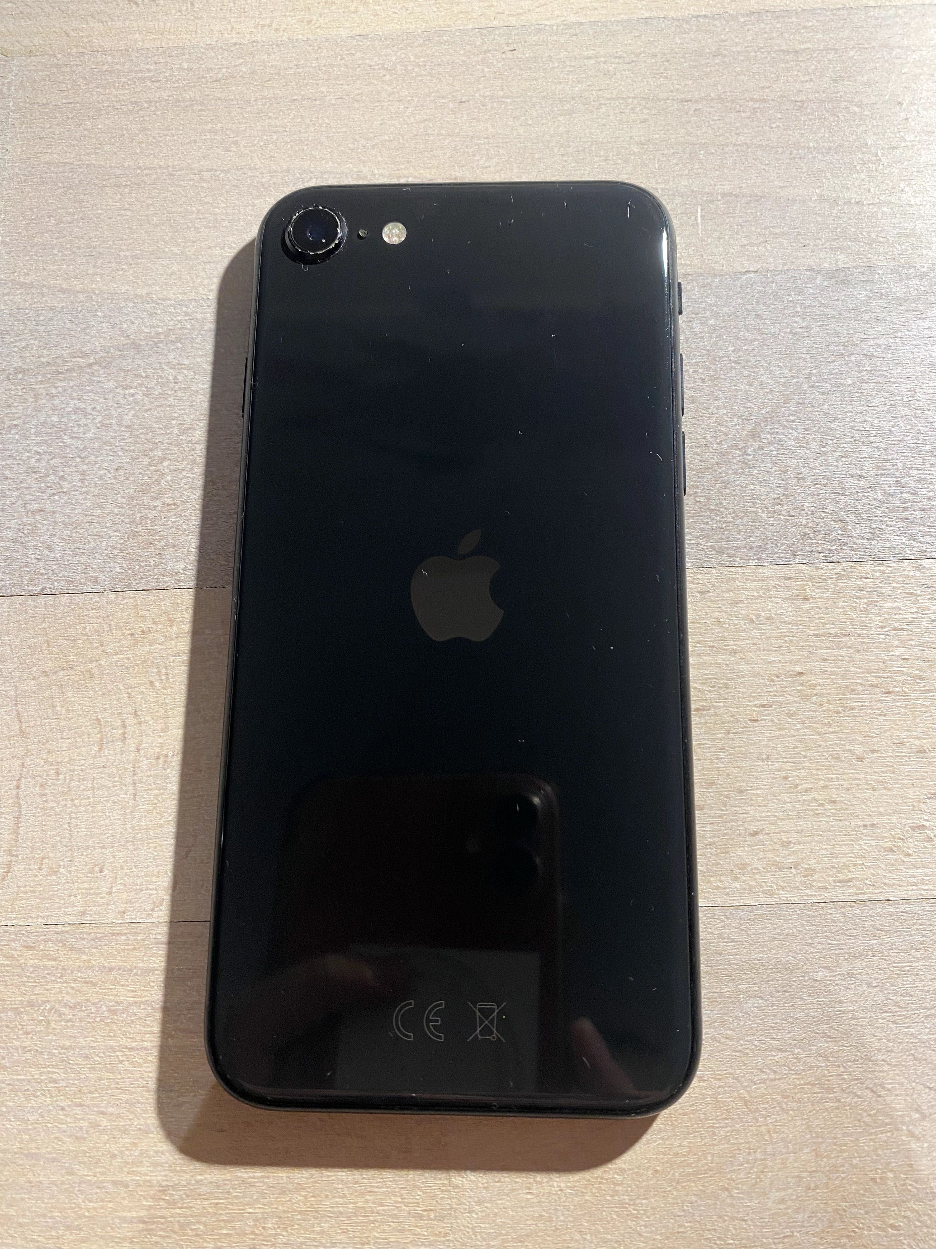 iPhone SE 2020 64 GB A2296
