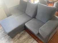 Sofá com 3 lugares e chaise longue reversível mas sem arrumação