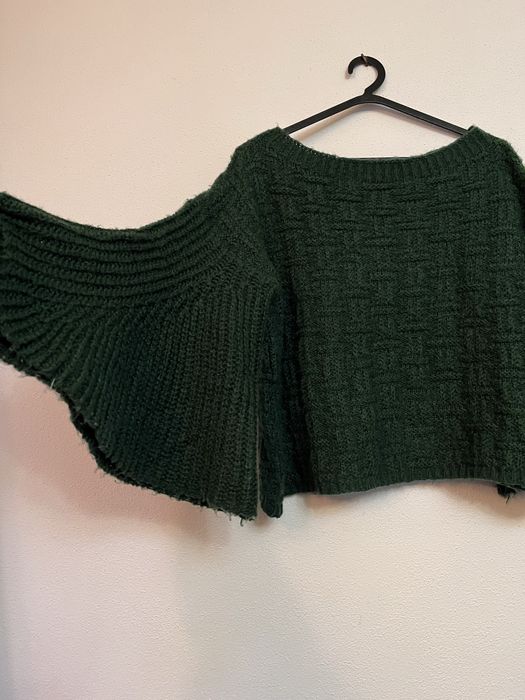 Blusa de malha verde com manga balão