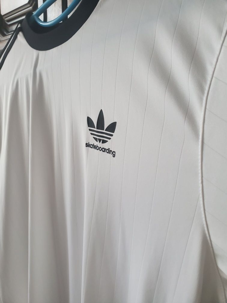 футболка adidas skabording