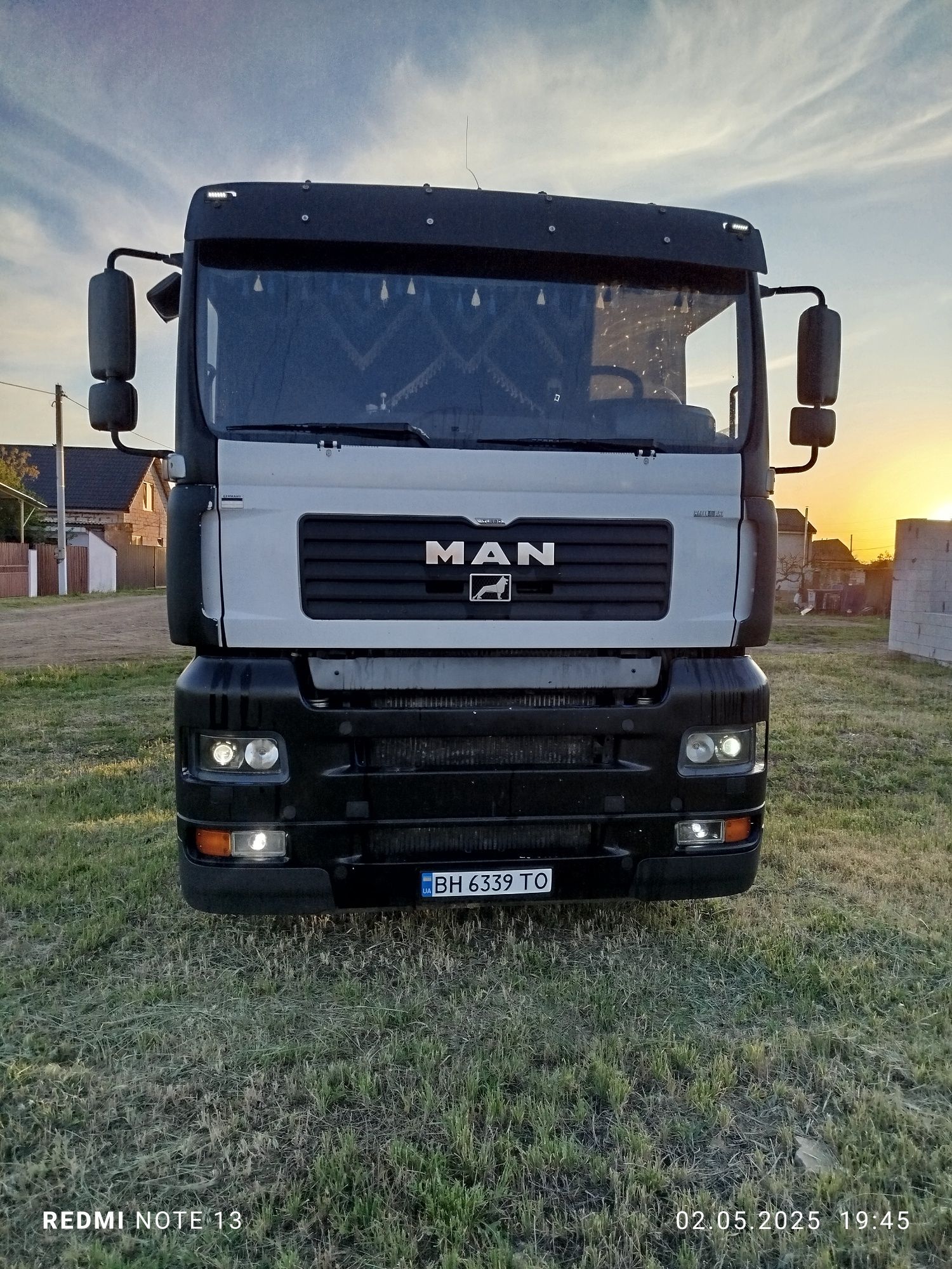Продам тягач прицеп самосвал