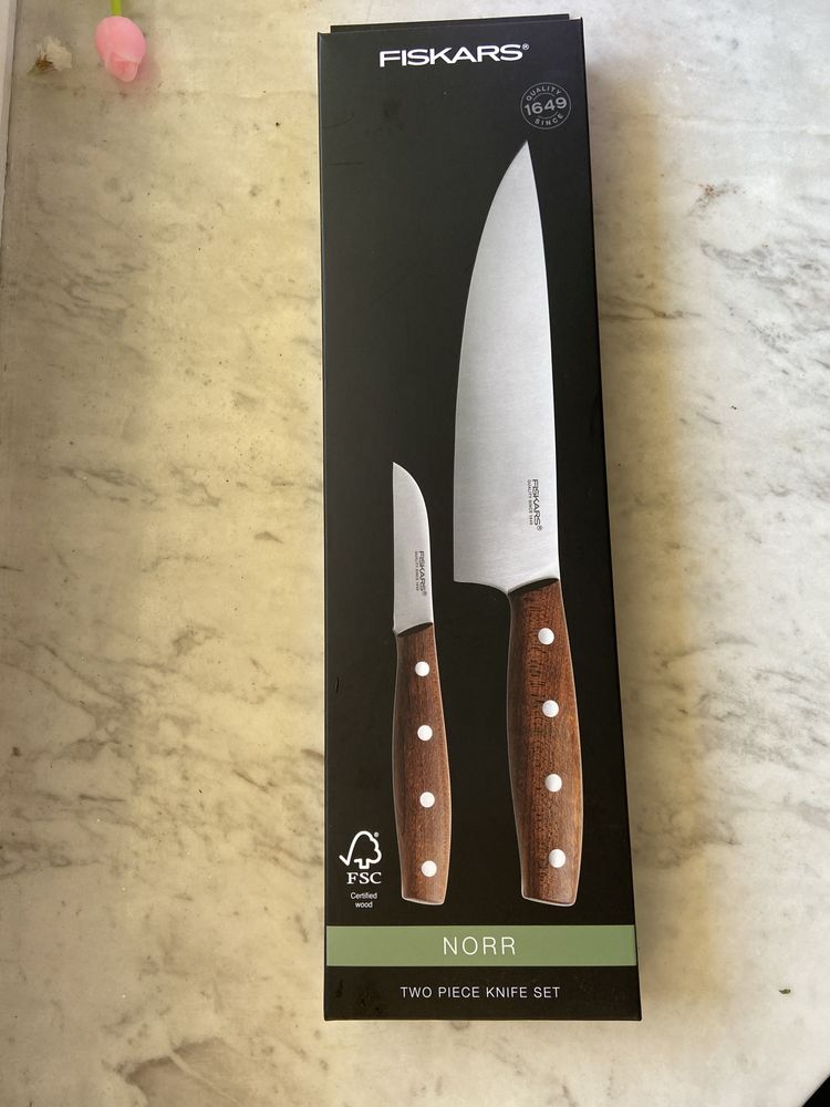 Zestaw dwóch noży szefa kuchni 20cm nowe Fiskars Norr