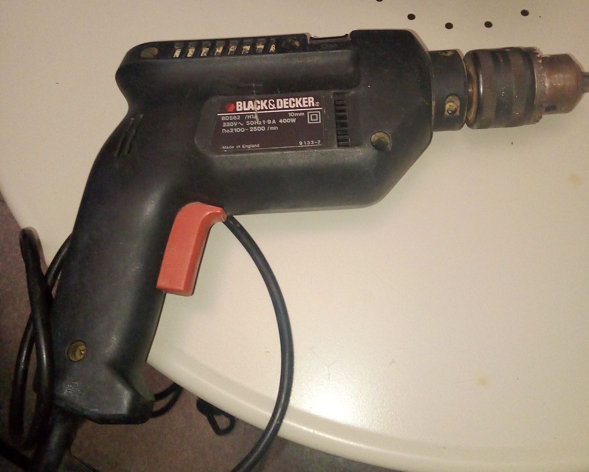 Berbequim black & decker