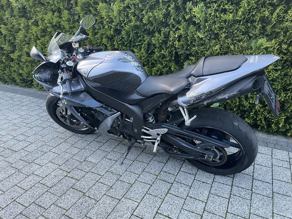 Yamaha R1 RN12 2006