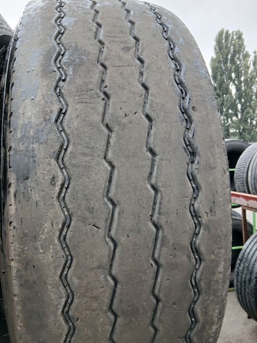 Грузові шини бу 385/65/R22.5