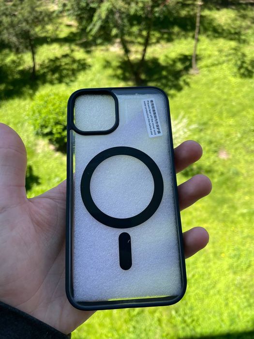 Etui z Magsafe do iPhone 12