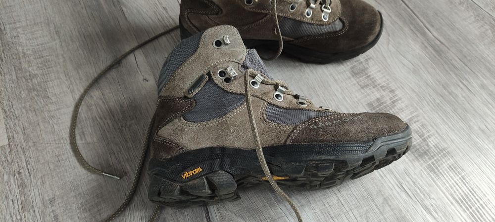 Черевики трекінгові garont 39  gore-tex vibram