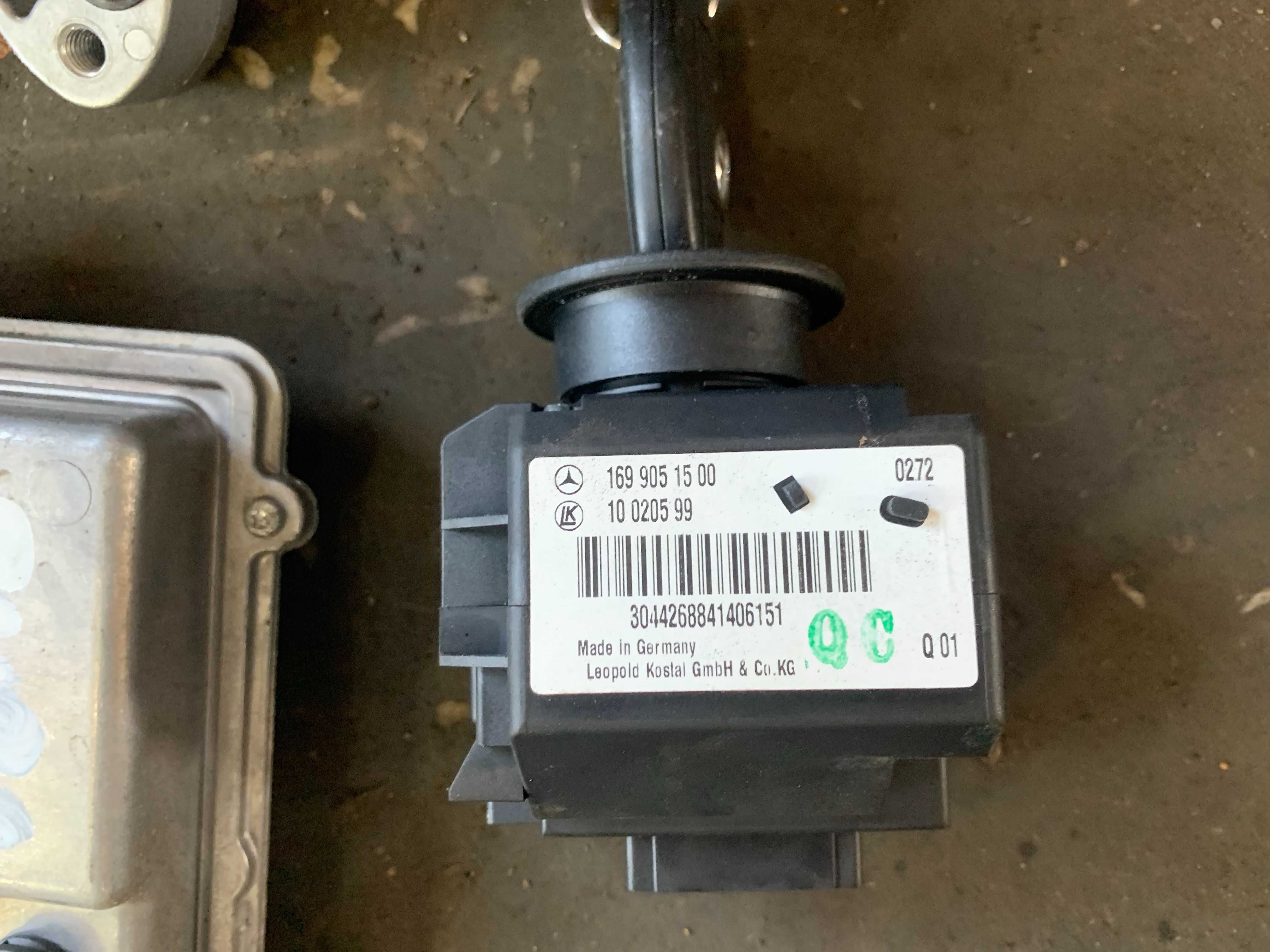 Mercedes A klasa W169 LIFT Komputer sterownik silnika STACYJKA EURO 5
