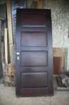 Porta exterior para habitação.