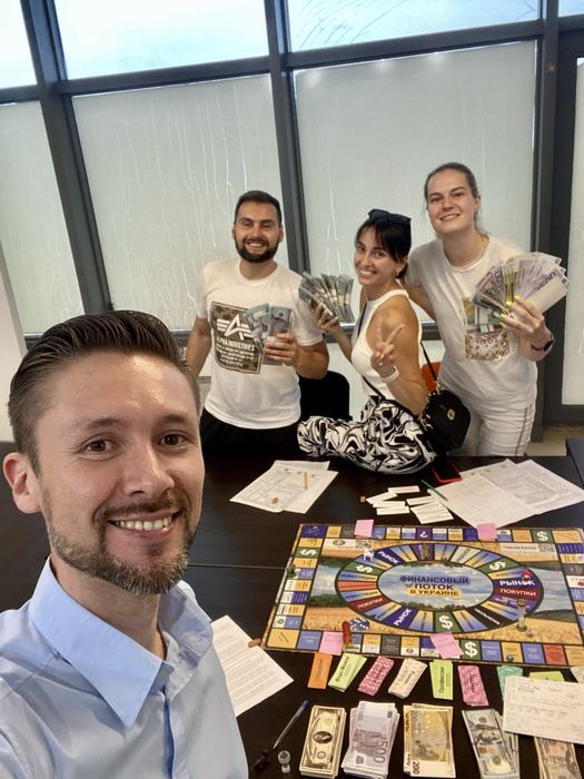 Економічна гра Фінансовий потік - сучасний Cash Flow, Денежный поток