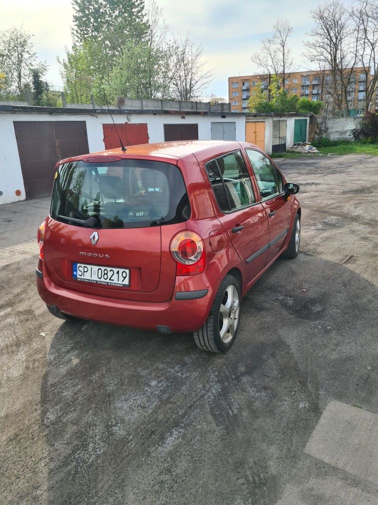 Reno modus 2005r 1.6 16v