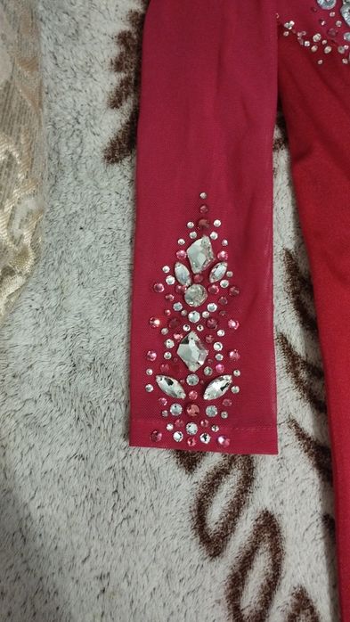 Продам купальник для гімнастки