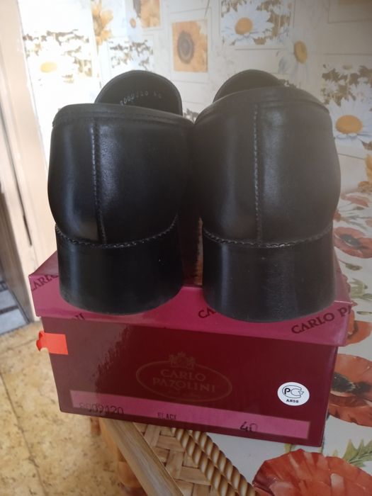 Туфлi жiночi кожанi. Розмiр 40. В дуже гарному станi.