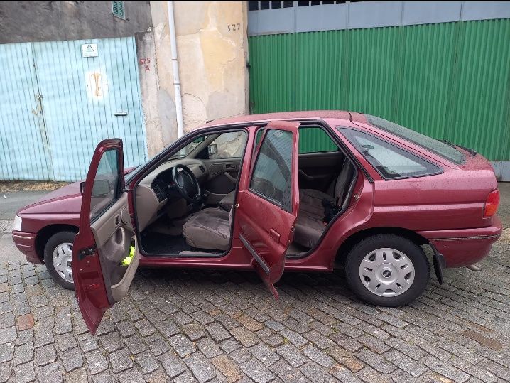Ford Escort 1.3 Gasolina