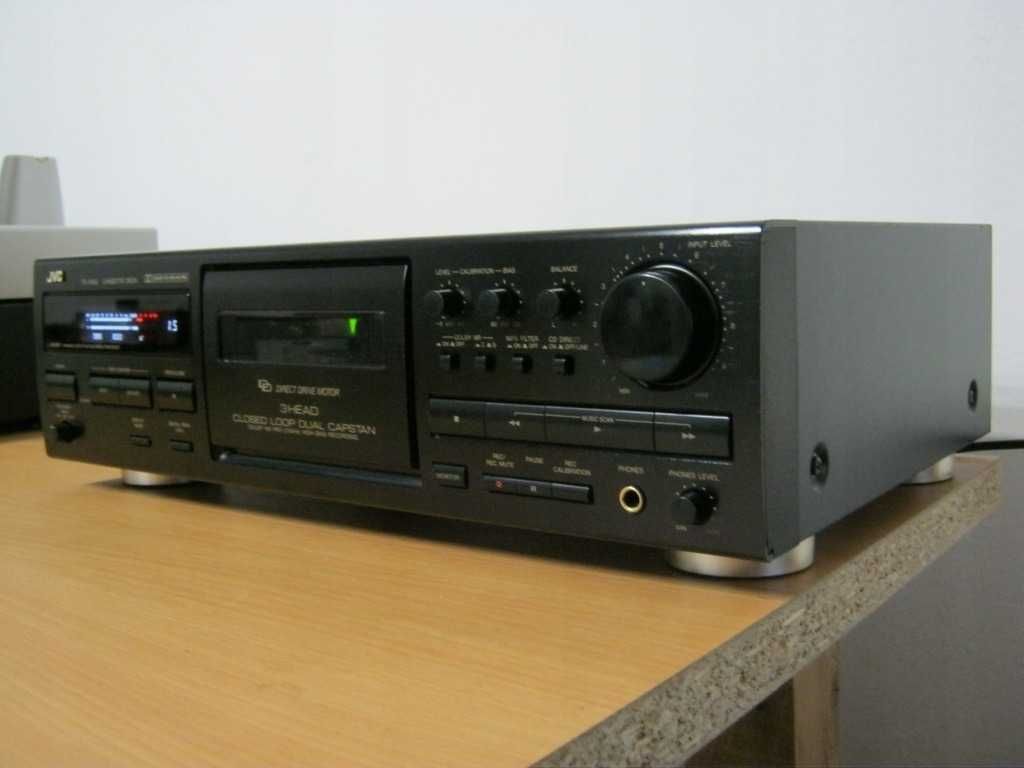 Magnetofon JVC TD V 662