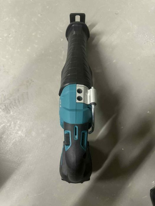 Piła Szablasta Makita DJR187+Bateria 5.0ah