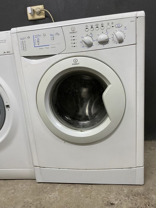 Стиральная машина Indesit 5kg с гарнтией